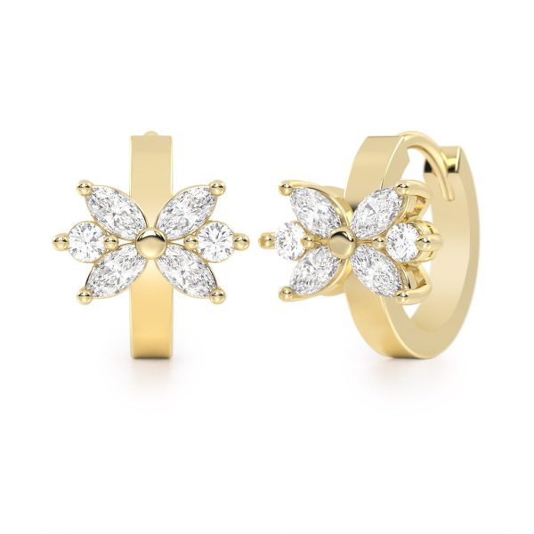 Aretes Huggies de Oro Mariposa Flor